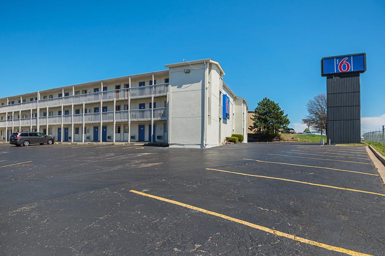 Motel 6-Blue Springs, Mo エクステリア 写真