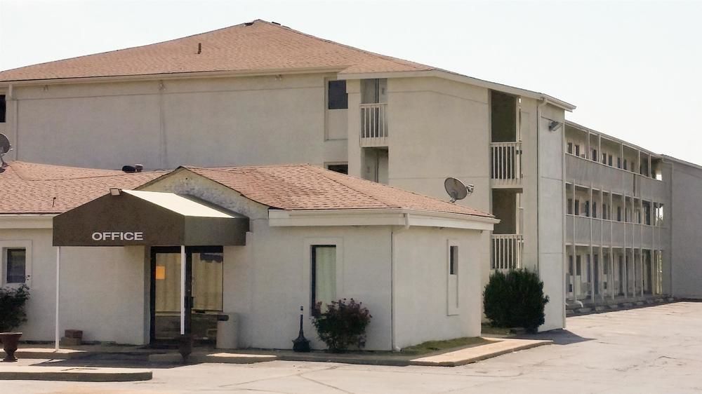 Motel 6-Blue Springs, Mo エクステリア 写真