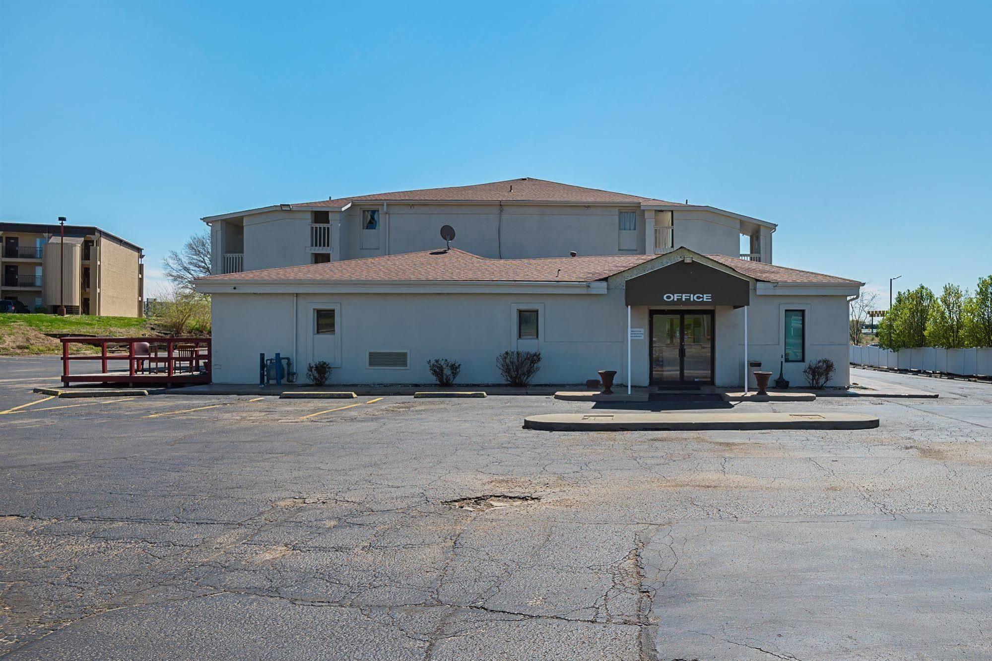 Motel 6-Blue Springs, Mo エクステリア 写真